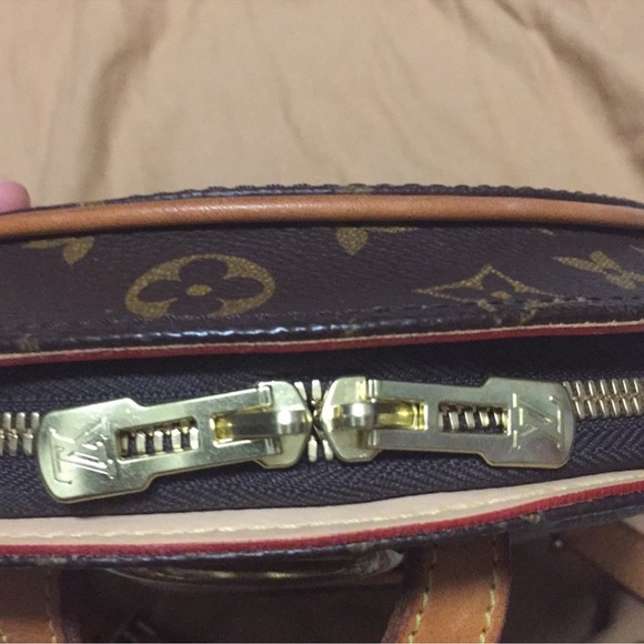 Louis Vuitton backpack - Picture 5 of 7